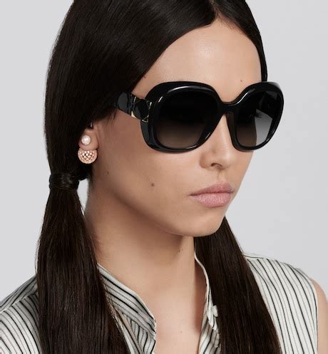 Lady 95.22 Black Rounded Sunglasses 